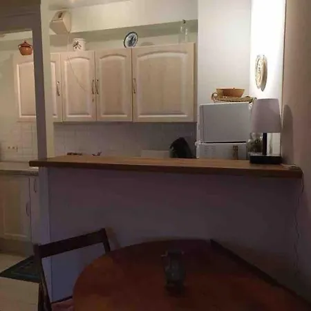 2 Pieces Sur Apartment